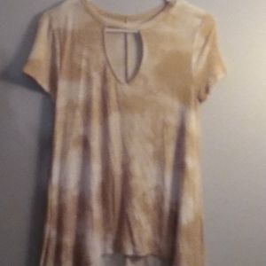 Mudd symmetrical shirt